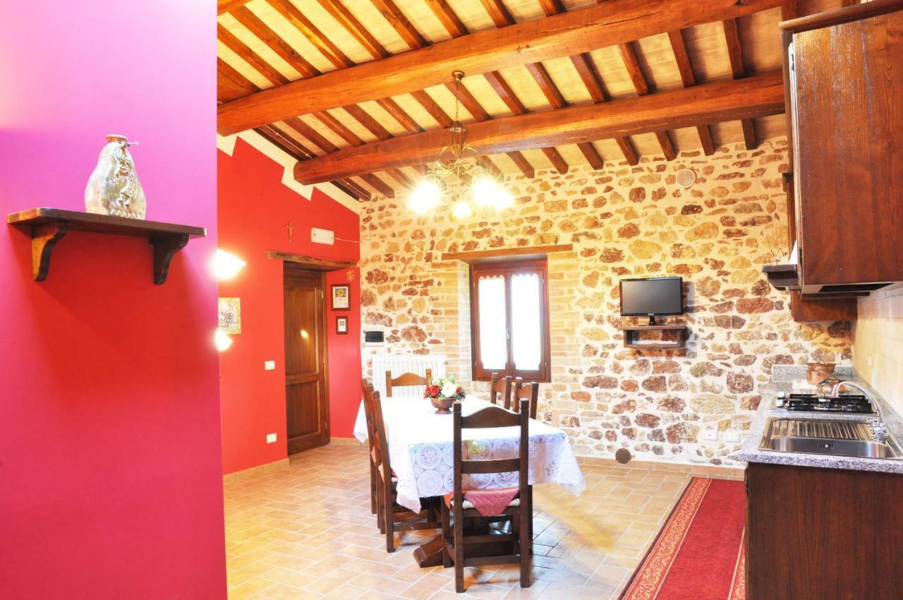 Agriturismo Arcobaleno Della Torretta Giano dellʼUmbria エクステリア 写真